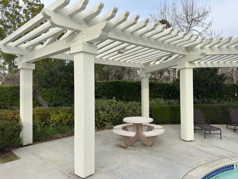 Building Photo - 27905 Crown Court Cir