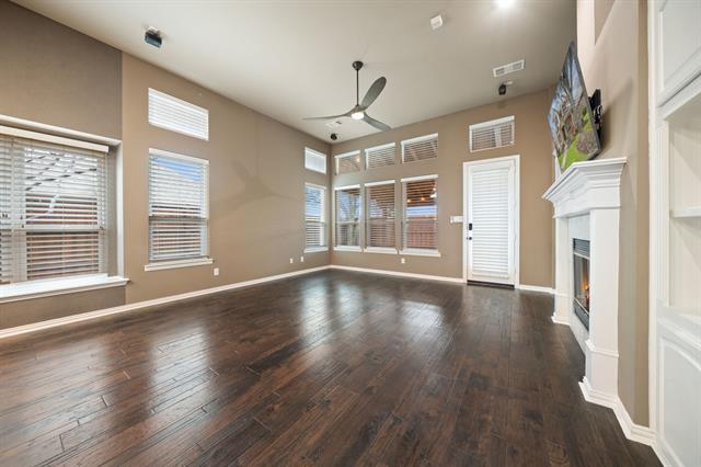 Building Photo - 15801 Waterview Dr