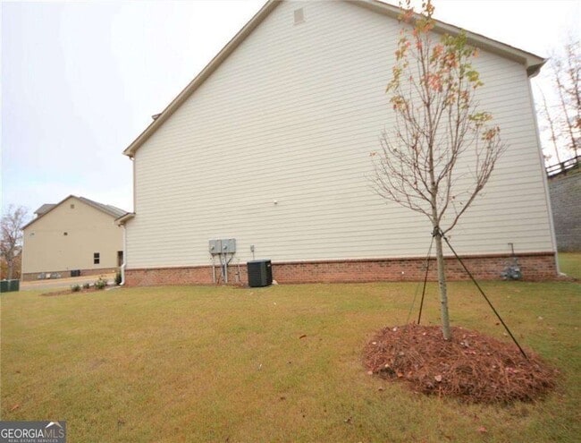 Building Photo - 2170 Manor Pointe Dr