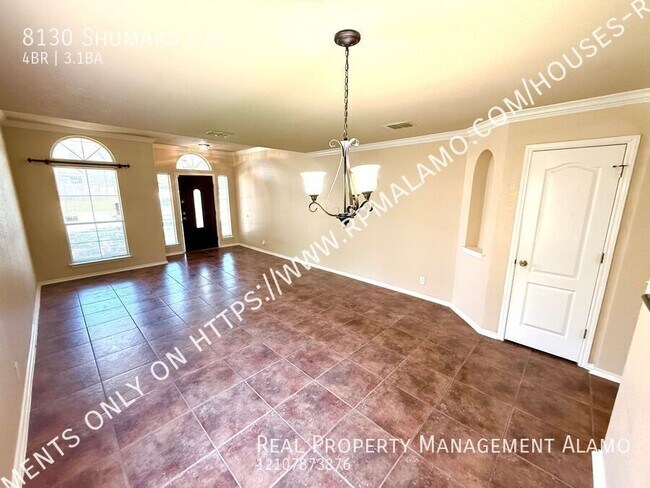 Building Photo - 8130 Shumard Oak Dr