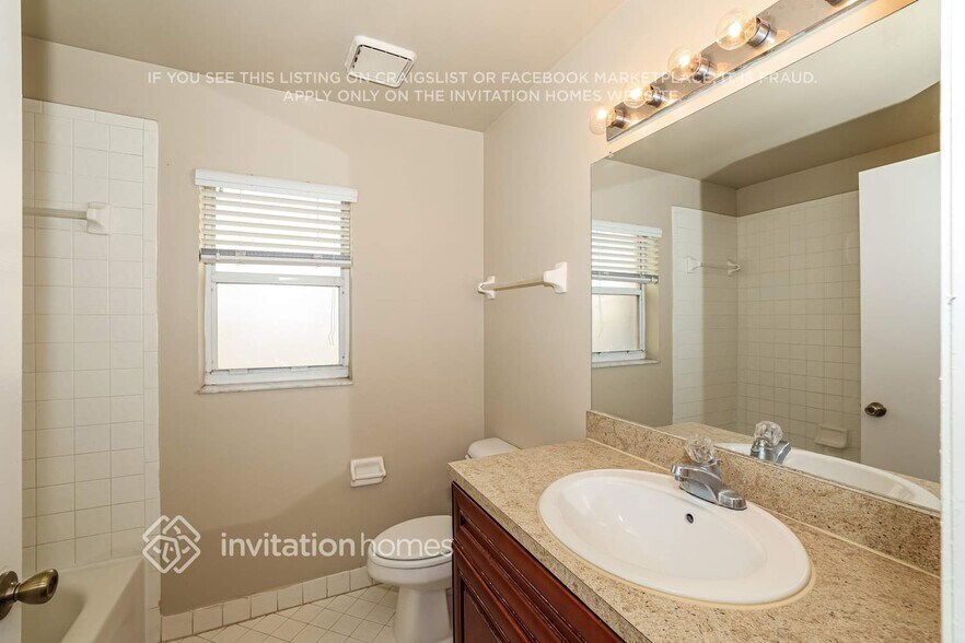 Building Photo - 4811 Concordia Ln