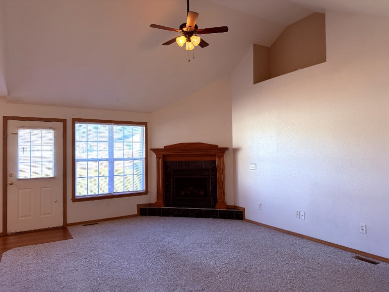 Building Photo - 1630 S Burks Ave