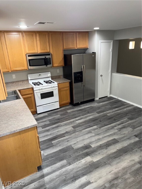 Building Photo - 6042 Peaceful Creek St