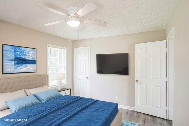 Building Photo - 5010 Ailene Dr