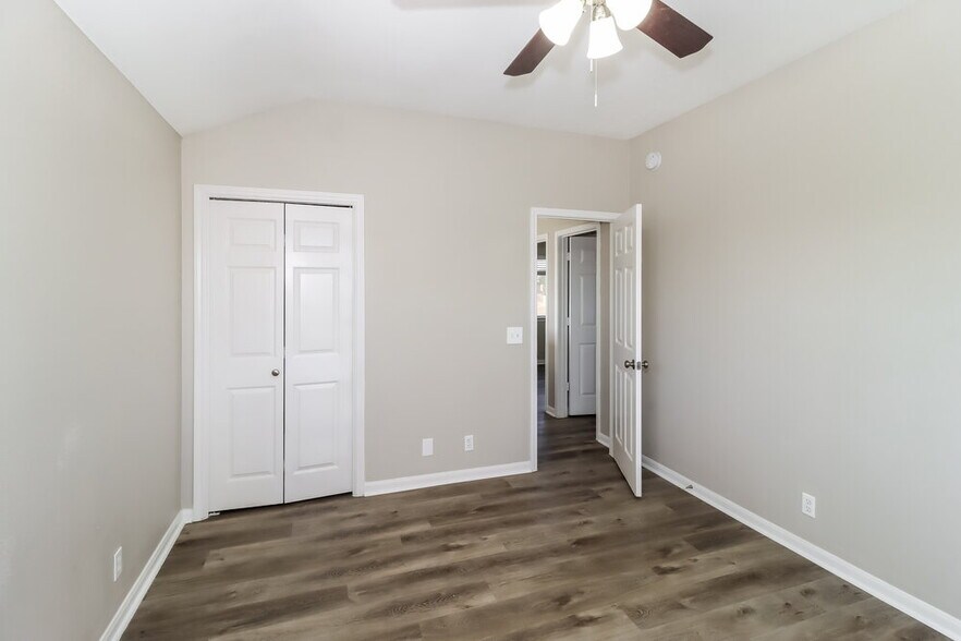 Building Photo - 21013 Godolophin Ct