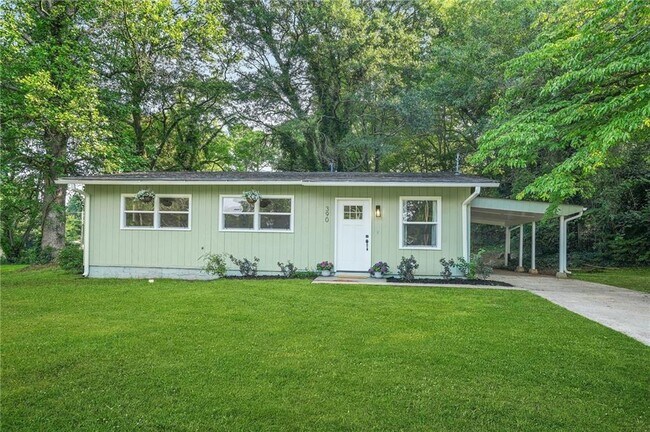 Primary Photo - 390 Lincoln Pl SW