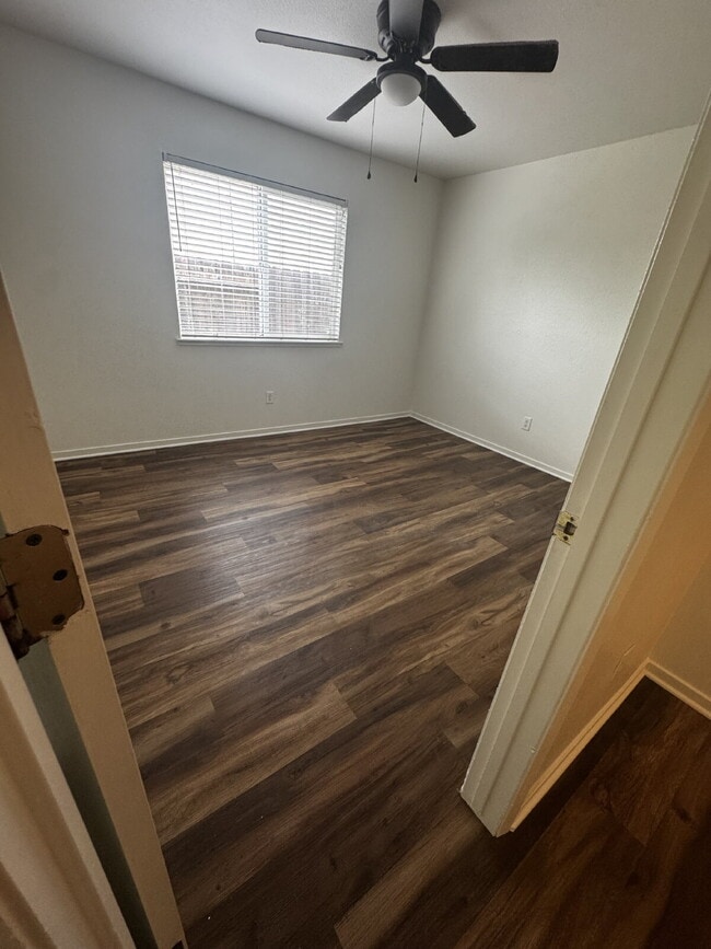 Building Photo - 2138 Solis St