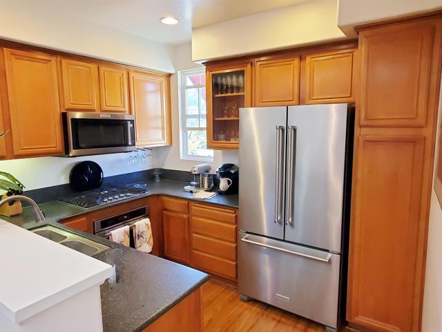 Building Photo - 6484 Corte La Luz