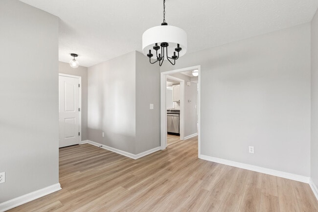 Building Photo - 105 Bay Hill Dr