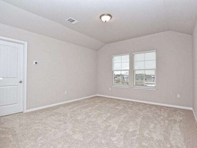 Building Photo - 610 Roaring Fork Ln