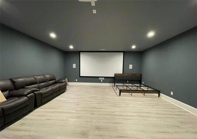 Building Photo - 3816 Chamblee Dunwoody Rd