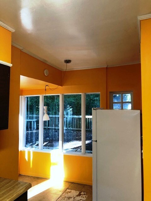 Kitchen to deck - 829 Courtenay Dr NE