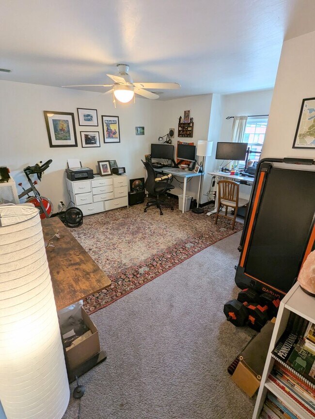 Building Photo - edm257