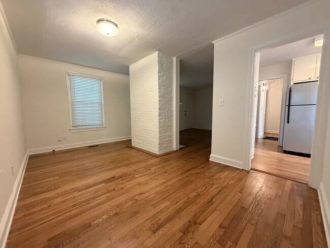 Building Photo - 429 Deering Rd NW