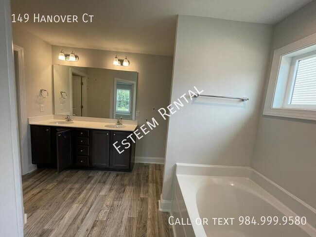 Building Photo - 149 Hanover Ct