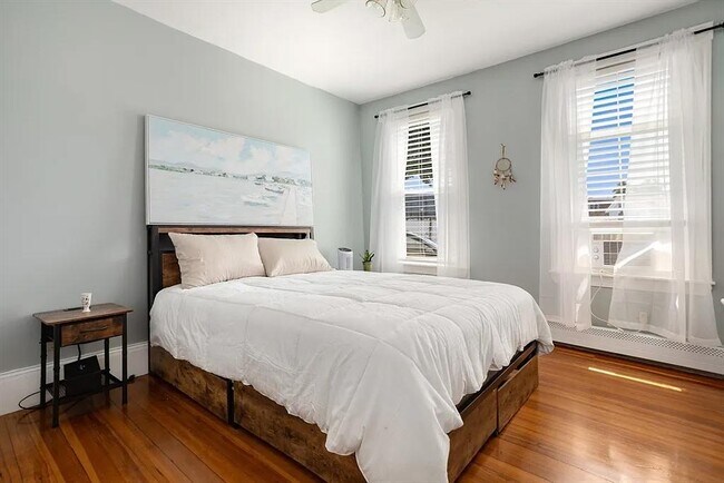 Building Photo - 401 Cabot St