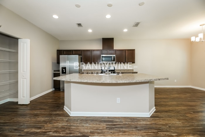 Building Photo - 95109 Gladiolus Pl