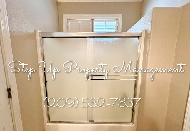 Building Photo - LIMITED-TIME MOVE-IN SPECIAL – Receive Your First Two Weeks FREE!