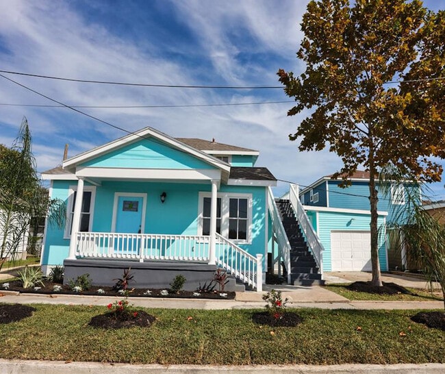 Building Photo - 2414 44th St