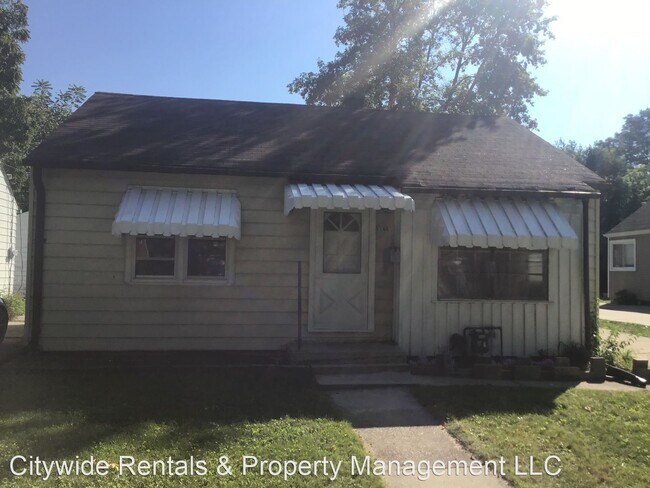 Building Photo - 2 br, 1 bath House - 5166 N 63rd St.