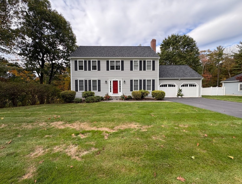 Primary Photo - 5 Autumn Ln