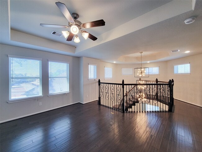 Building Photo - 935 W Lacey Garden Loop