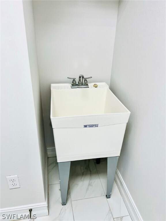 Building Photo - 7841 Bristol Cir