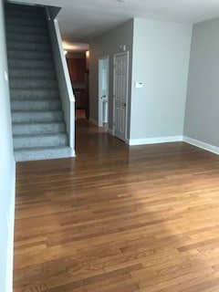 Spacious living room - 2126 Withnell Ave