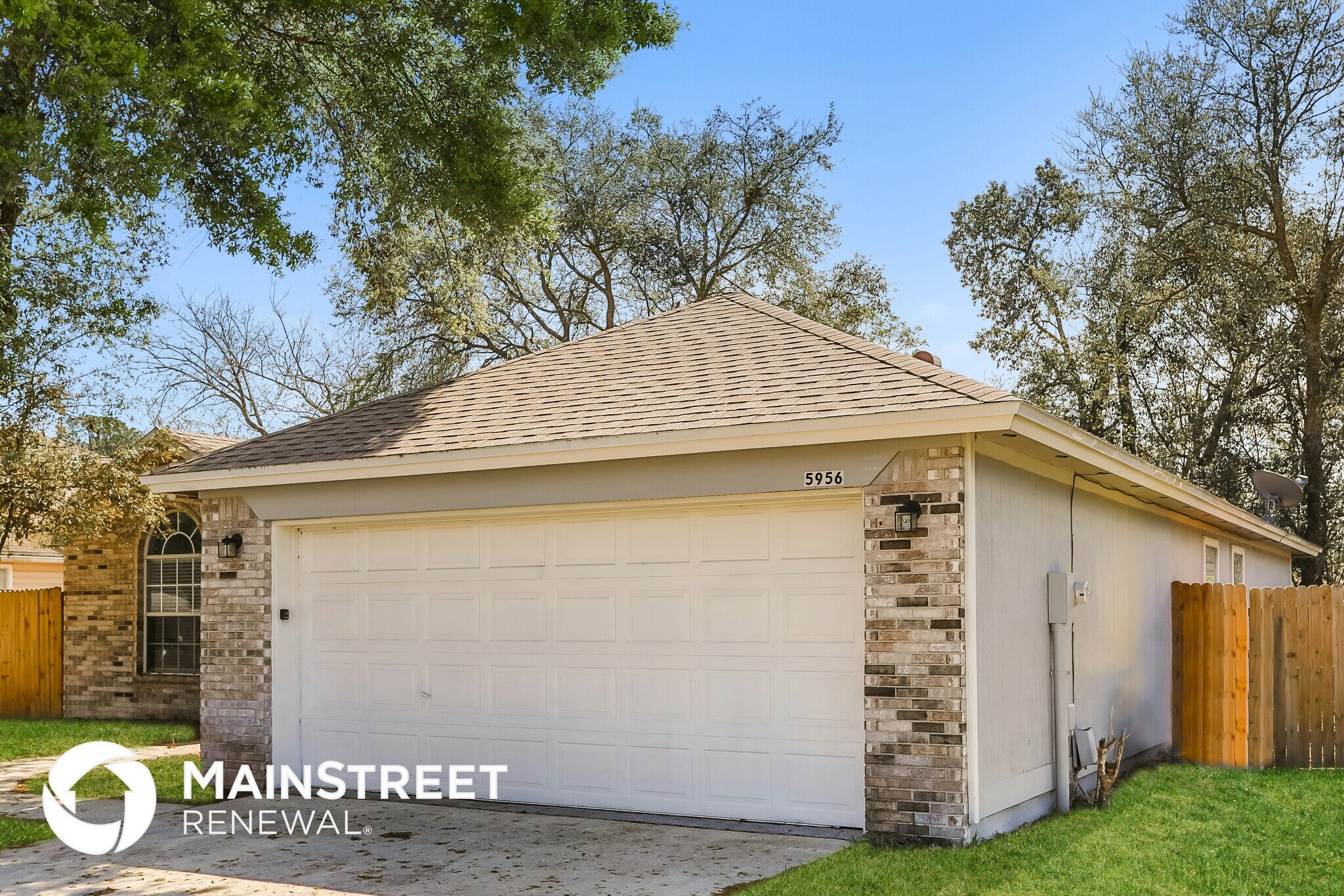 Building Photo - 5956 Wentworth Cir S