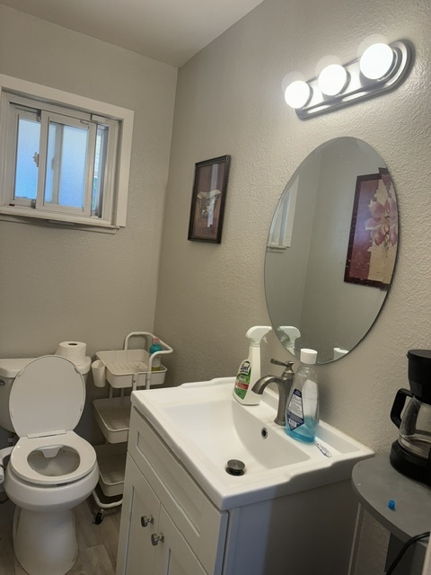 Bathroom - 835 Hermiston Dr