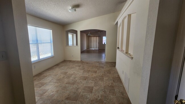 Building Photo - 12512 Sombra Grande Dr