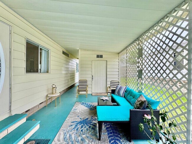 Building Photo - 89 Cypress Dr