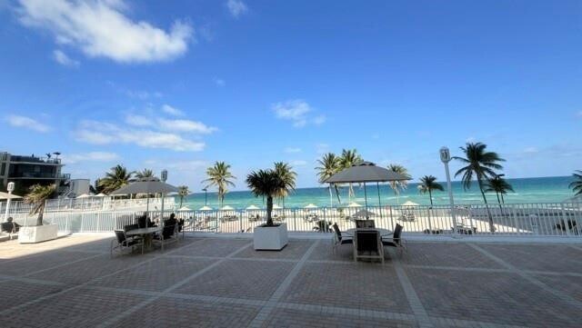 Building Photo - 2101 S Ocean Dr