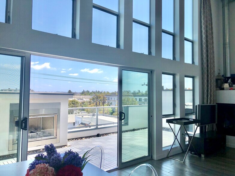 Building Photo - 4215 Glencoe Ave