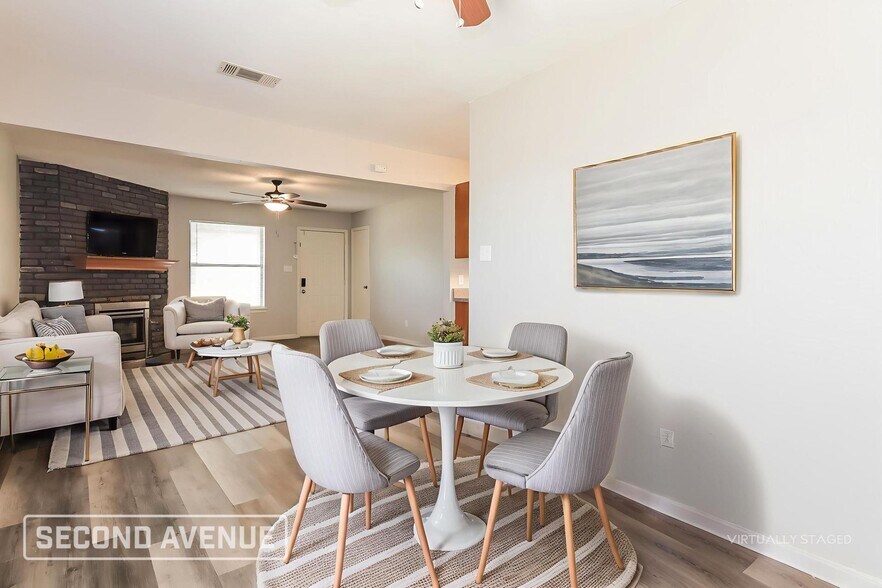 Building Photo - 622 Martingale Trail