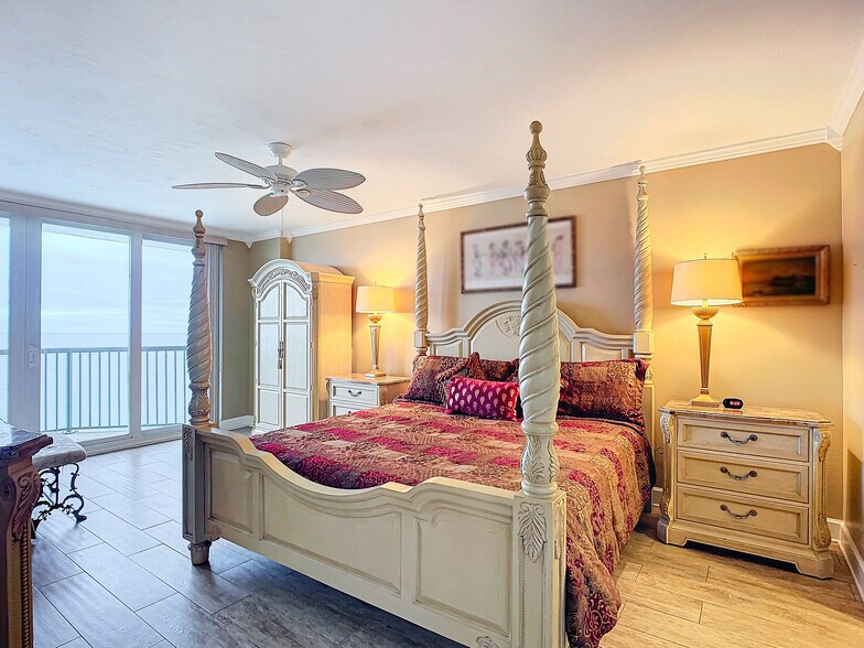 master bedroom - 2055 S Atlantic Ave