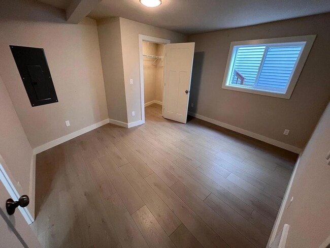 Building Photo - Sand Point Apartments