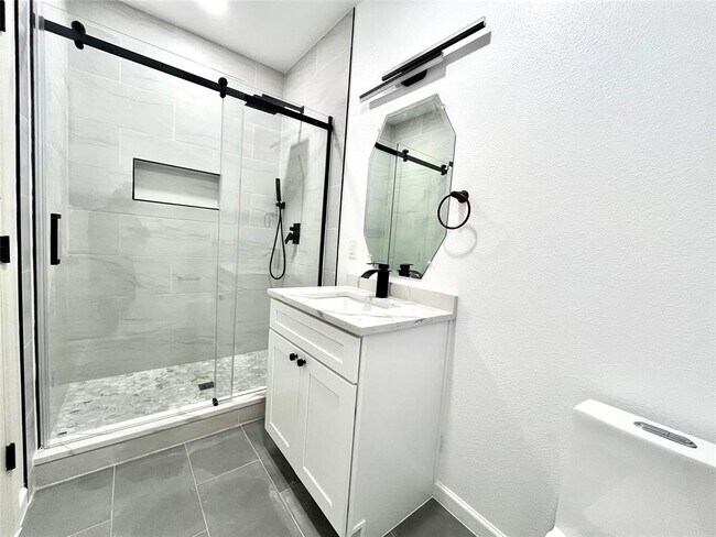 Building Photo - 4334 Angelico Ln