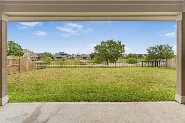Building Photo - 24526 Raven Cliff Falls Dr