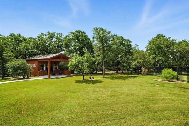 Building Photo - 107 Tylee Cir
