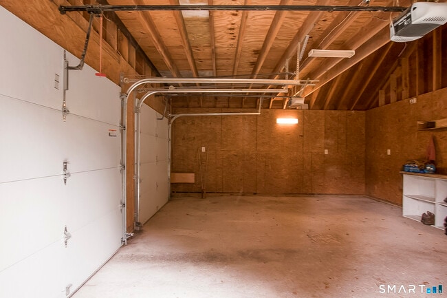 Building Photo - 125 Oaklawn Ave