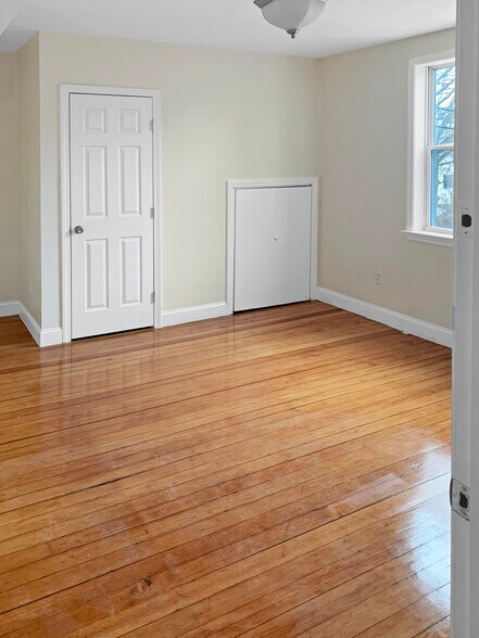 Building Photo - 174 Chad Brown St
