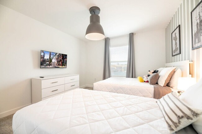 Building Photo - 1088 Leader St