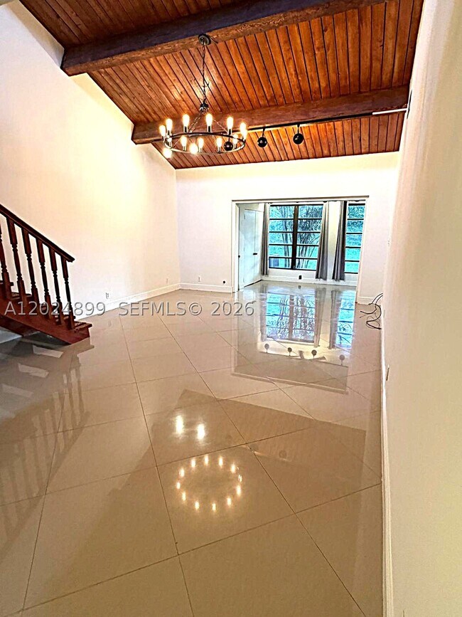 Building Photo - 6620 Tiburon Cir