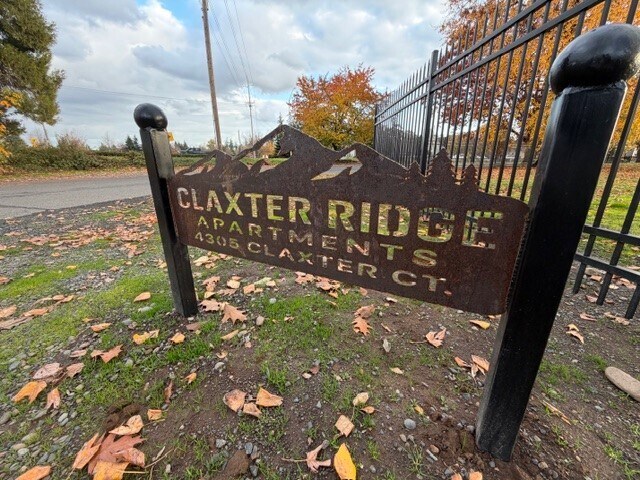 Building Photo - Claxter Ct.