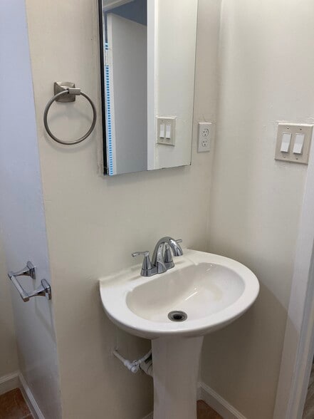 Bathroom - 1806 257th St