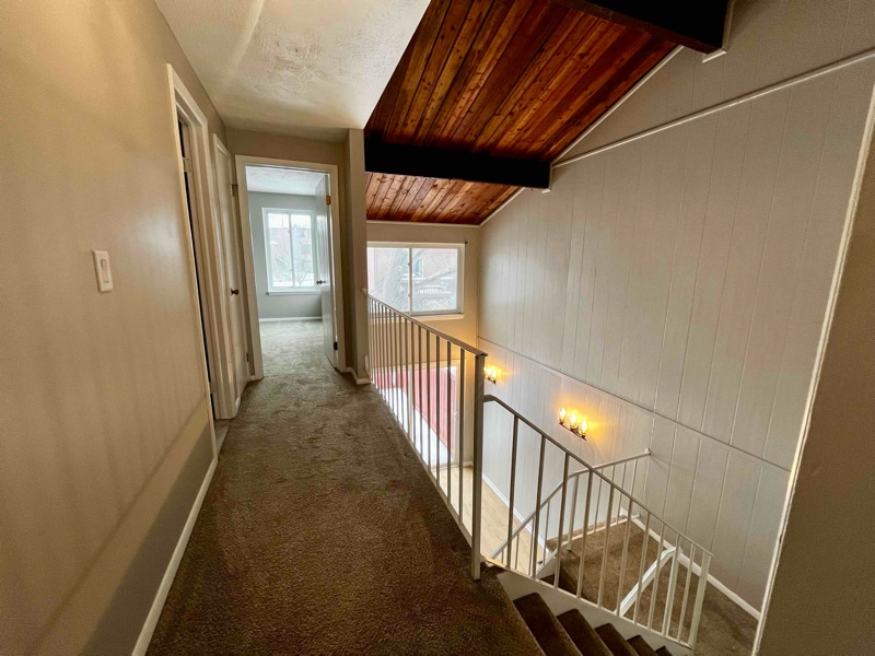 Building Photo - 31 Tilegate Glen