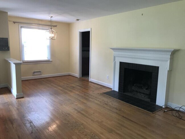 Building Photo - 1505 Baysdale Lane