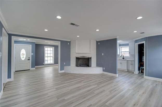 Building Photo - 9126 Troulon Dr