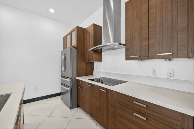 Building Photo - 15800 NW 88th Ave